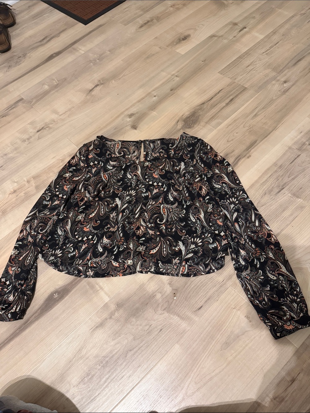 ASTR size medium black and multicolor patterned blouse